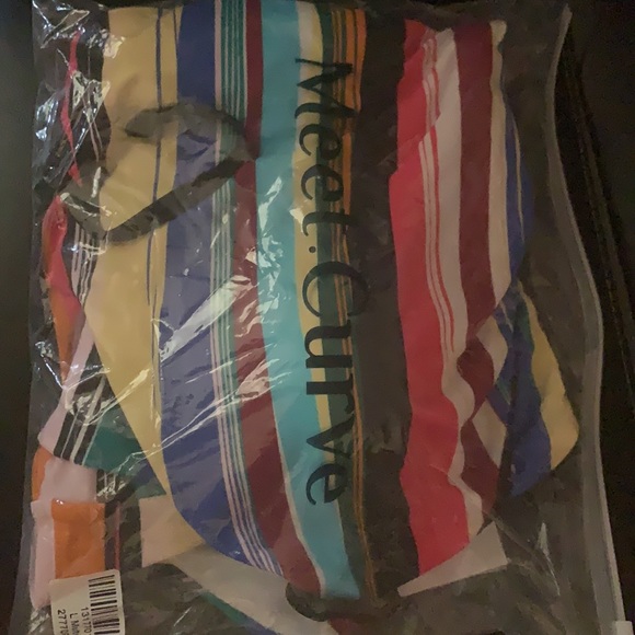 Large women’s one piece swimsuit - Picture 4 of 4